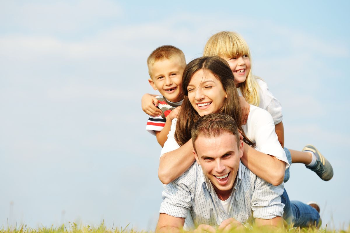 Familia Feliz